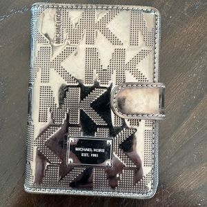 Michael Khors Wallet